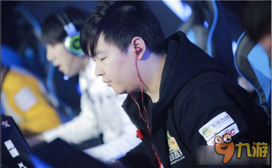 为什么百家乐是一面人性之镜？（百家乐为何成为人性的镜子？）